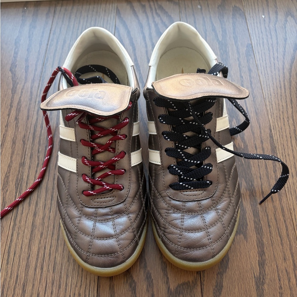 Gola Stadium ‘86 Sneaker (Women)